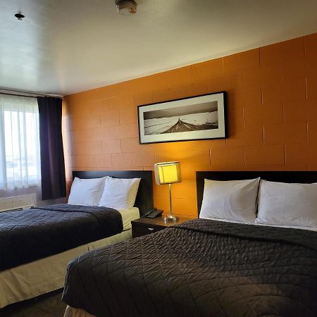 Roadking Inns Motel YYC Exterior foto